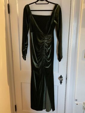Lovely dark Emerald green Ruched Dress
